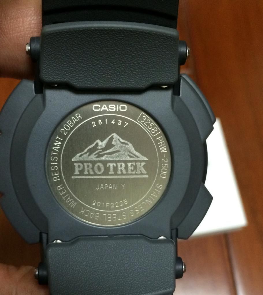 Cần bán Casio Protrek 2500T-7 Titanium và 2500-1 - 2