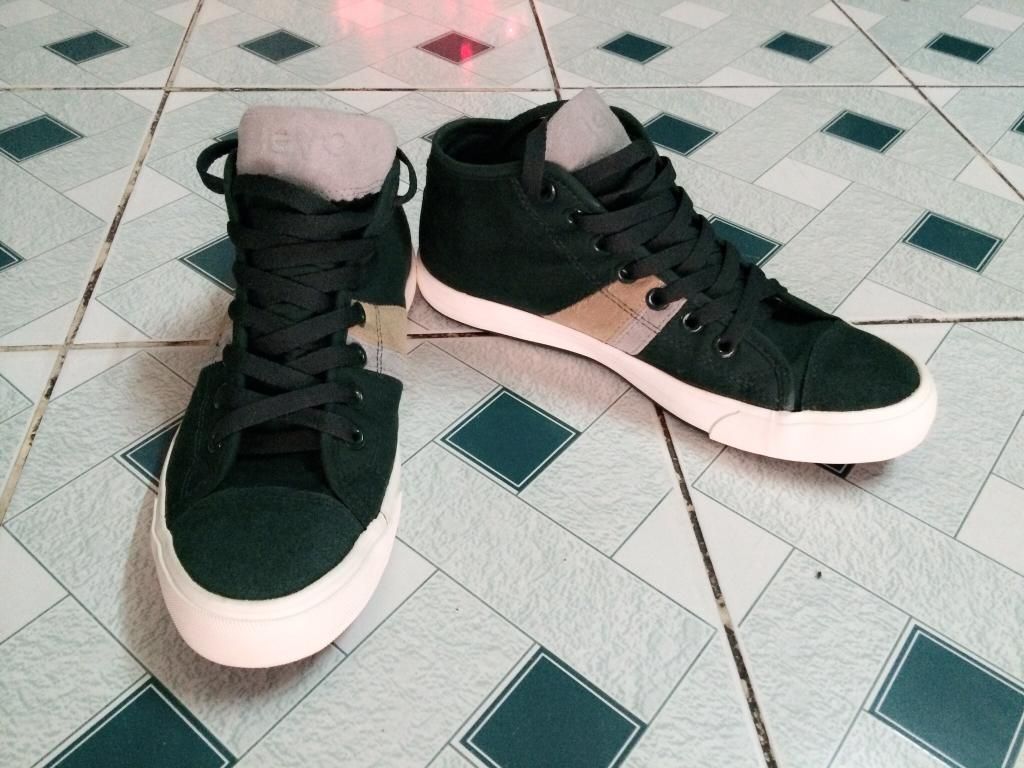 Dọn dẹp kệ giầy dư ra vài đôi giầy chất giá sinh viên (95 - 98%) - 1