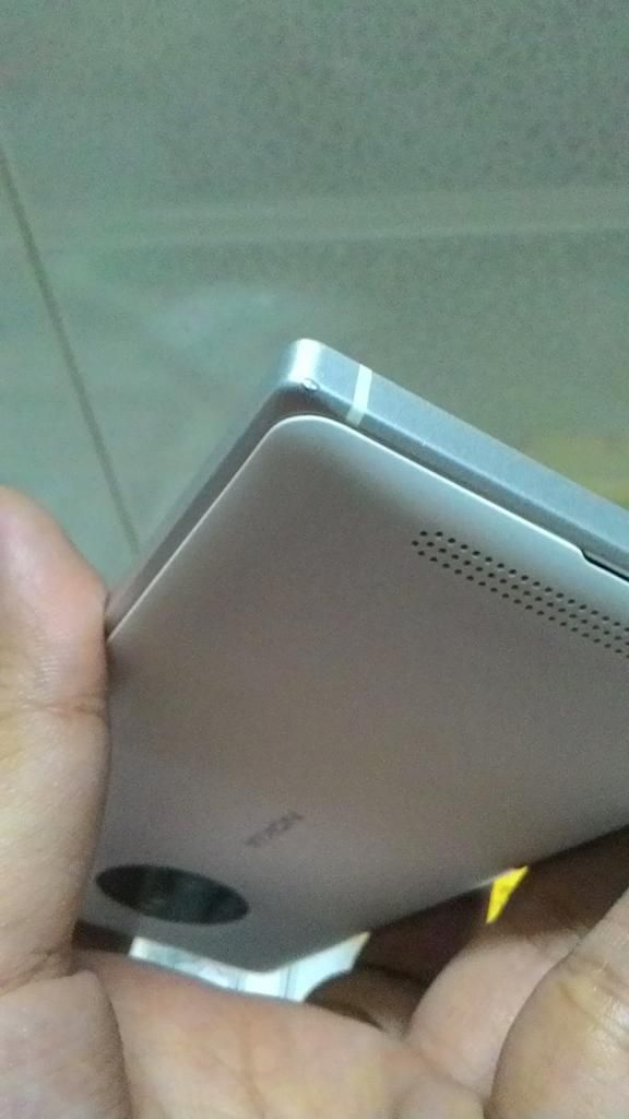 Lumia 830 trắng mới 100% FPT hàng ngon giá ngọt Bh 24/12/2015