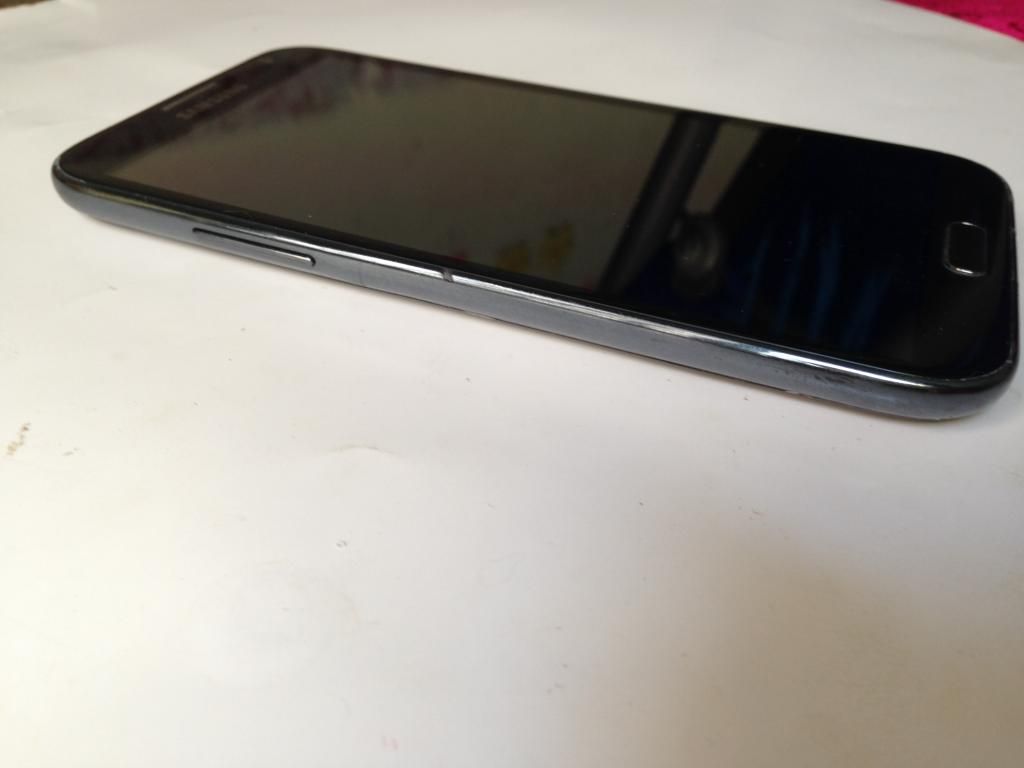 Thanh lý tùm lum : Samsung - Lumia - Sony - HTC - Sky - Oppp - Hkphone - Ipod gen 4 - 9
