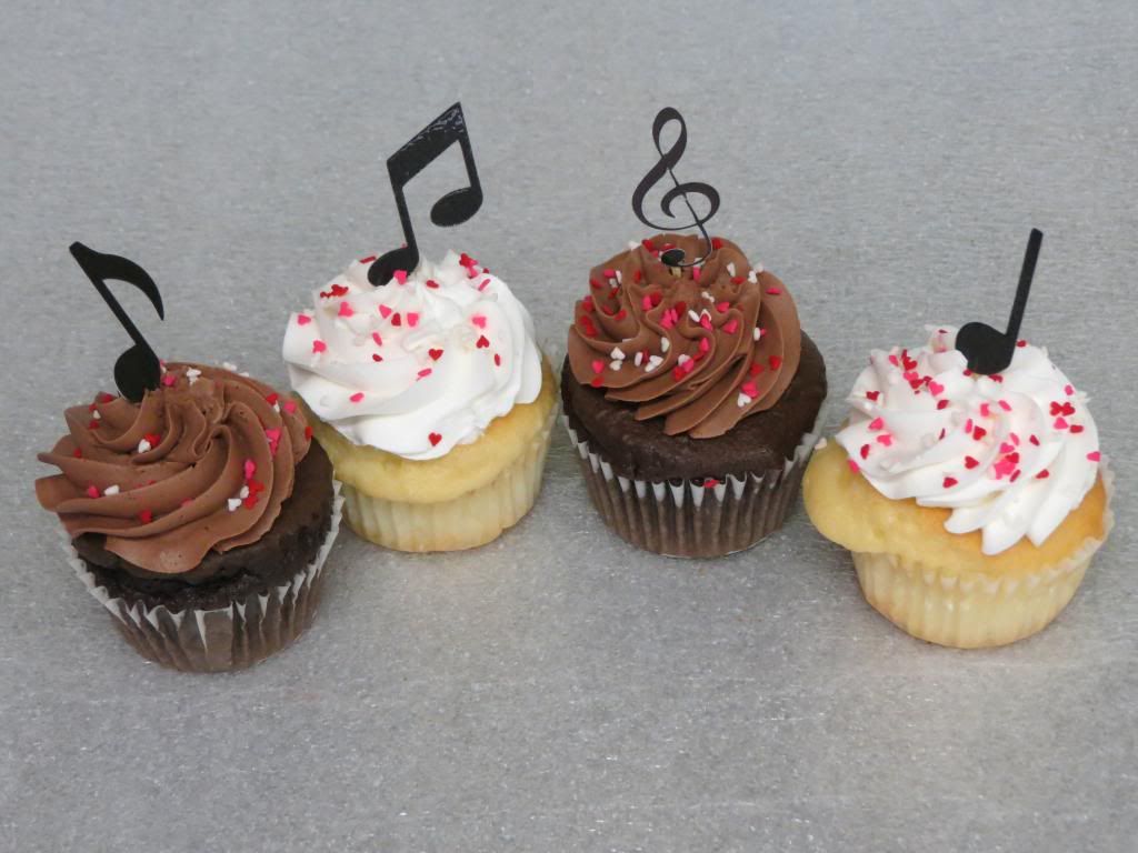 cupcakes photo: Musical Notation Cupcakes IMG_1374_zps5b8c52a3.jpg
